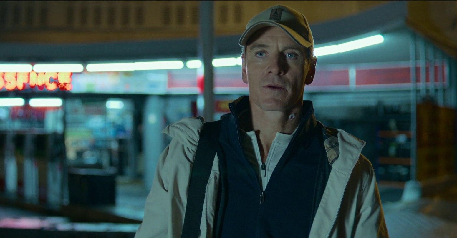 Обложка: кадр фильма «Убийца» (2023)