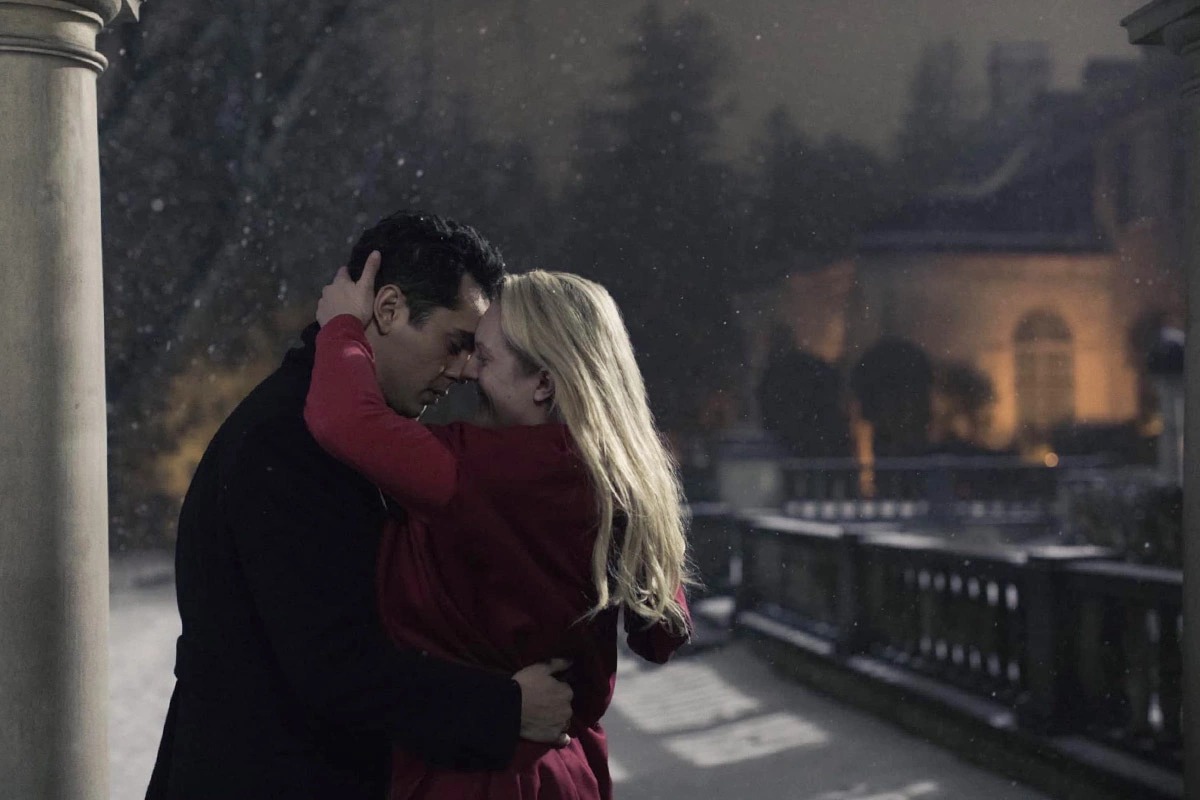 ​  Обложка: кадр из сериала «Рассказ служанки»