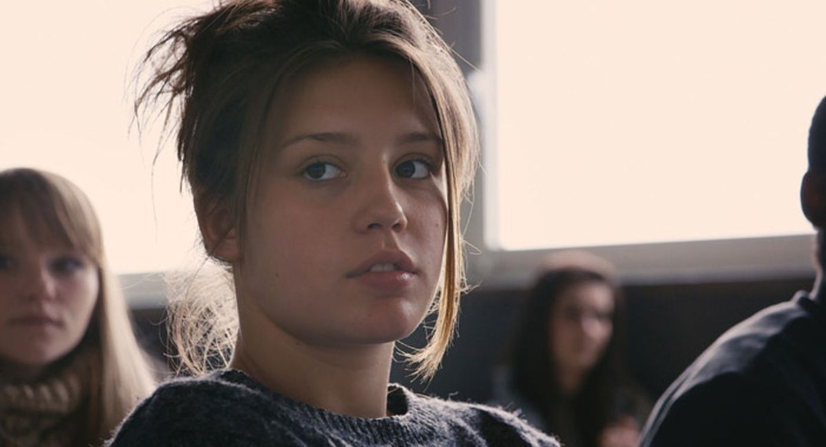 Обложка: кадр из фильма «Жизнь Адель»