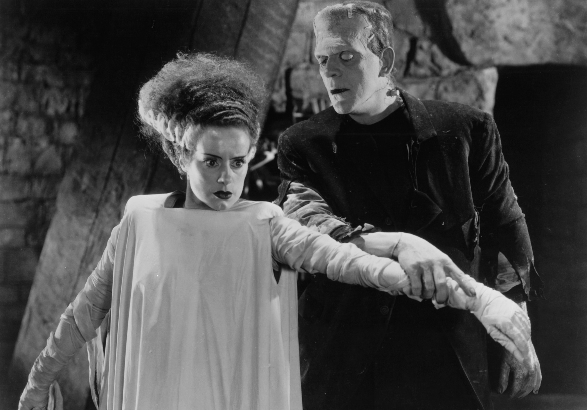 Обложка: кадр фильма «Невеста Франкенштейна» (1935)