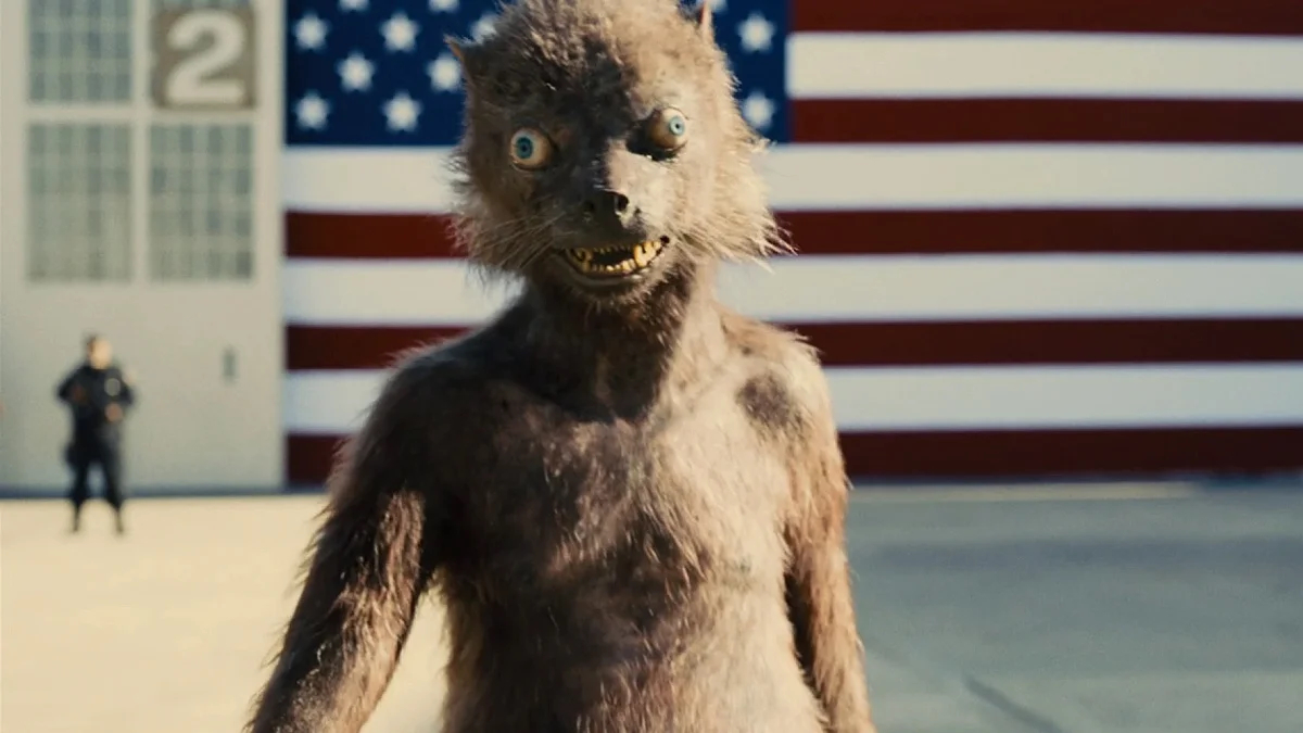 Обложка: кадр фильма «Отряд самоубийц: Миссия навылет» (2021)