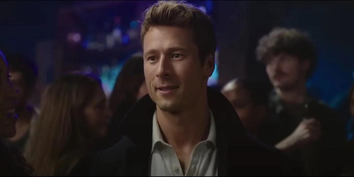 Обложка: кадр из фильма «Кто угодно, кроме тебя»