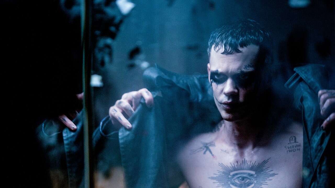 Вышел дублированный трейлер «Ворона» с Биллом Скарсгардом