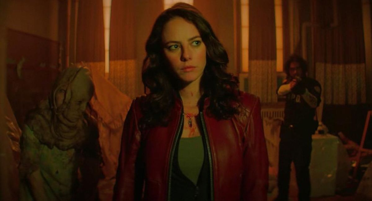 Обложка: кадр из фильма «Обитель зла: Раккун-Сити»