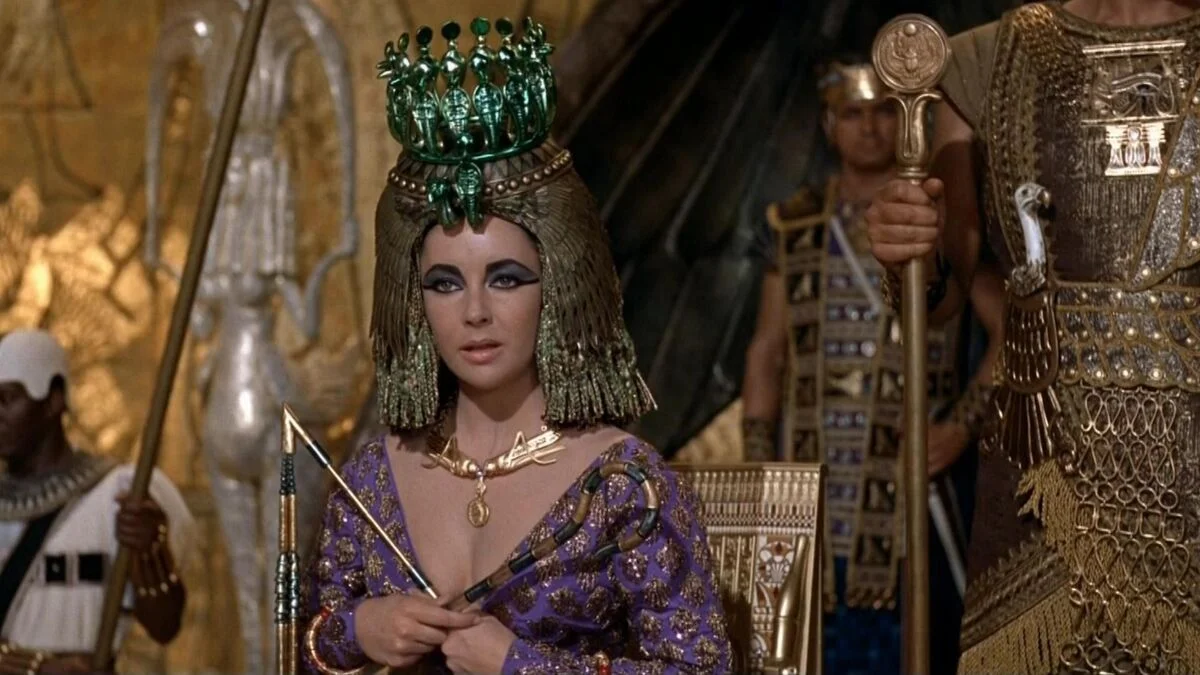 Обложка: ​Кадр из фильма «Клеопатра» 1963 года