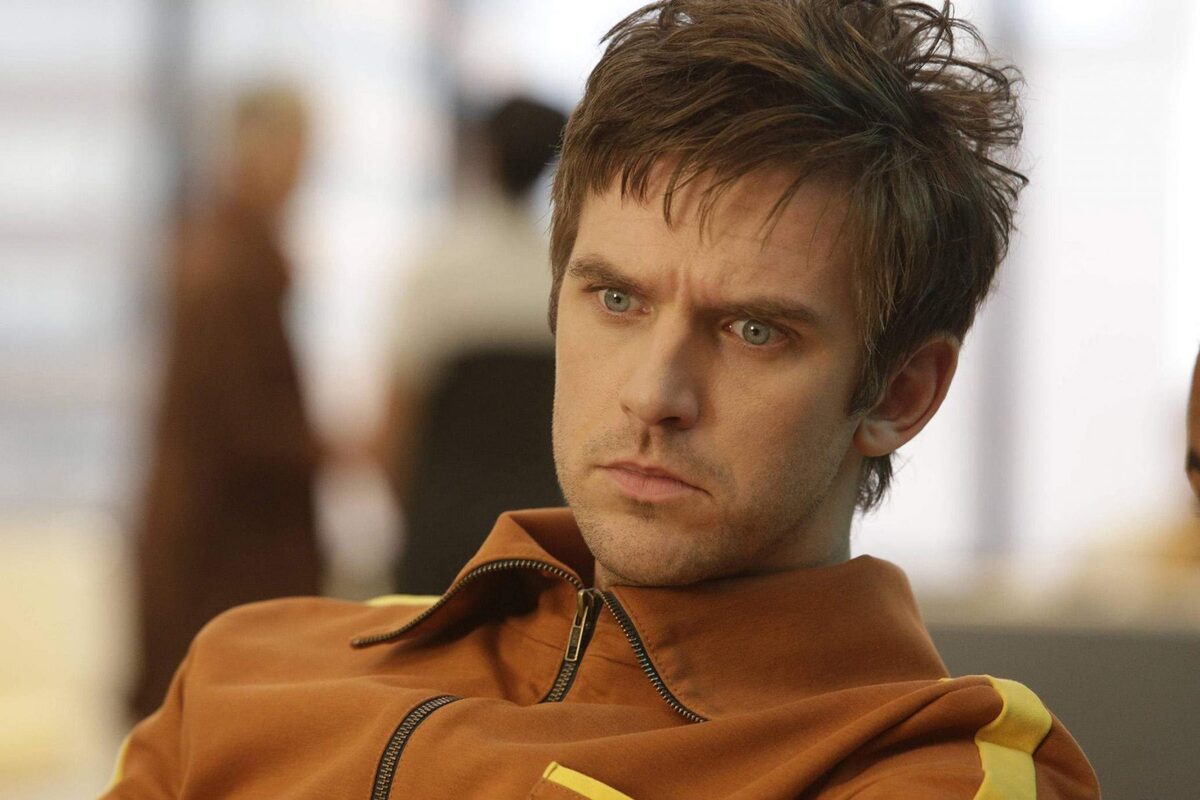 Обложка: кадр из сериала «Легион»