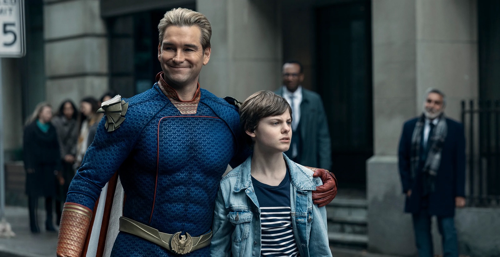 Обложка: кадр из сериала «Пацаны»