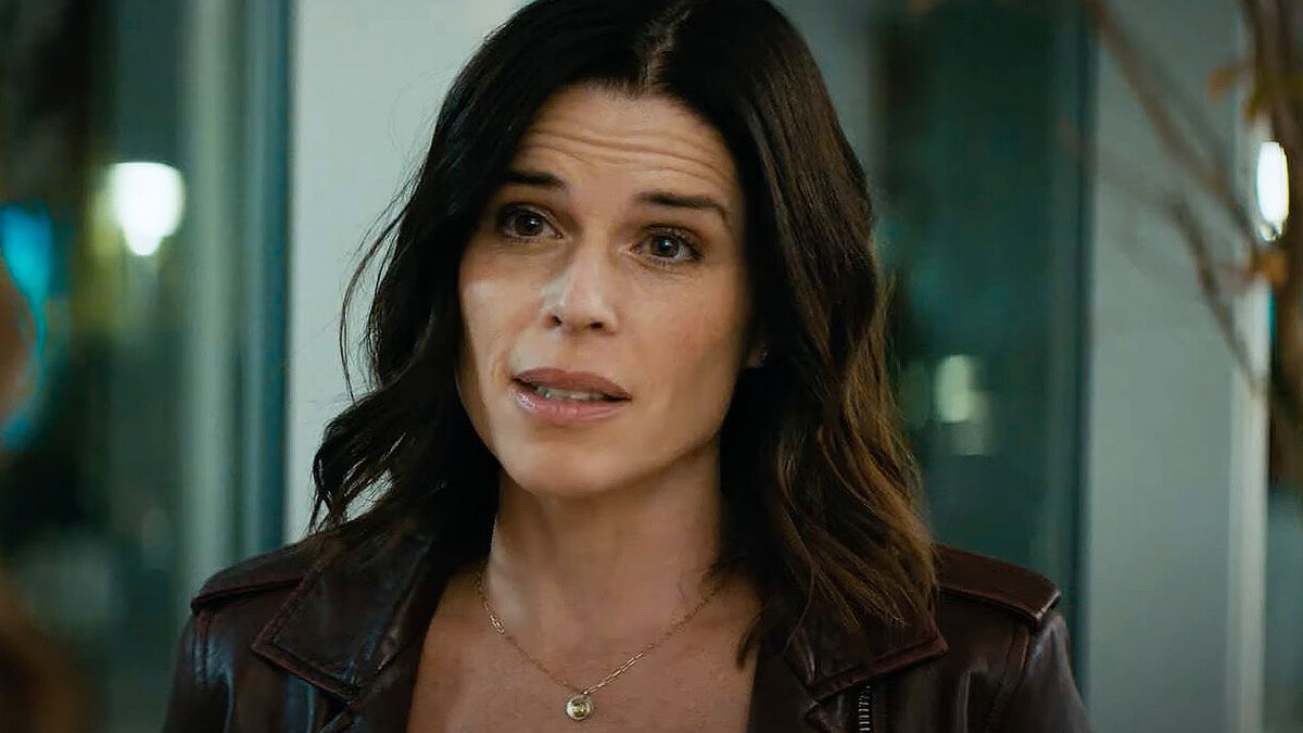 Обложка: кадр из фильма «Крик 5»