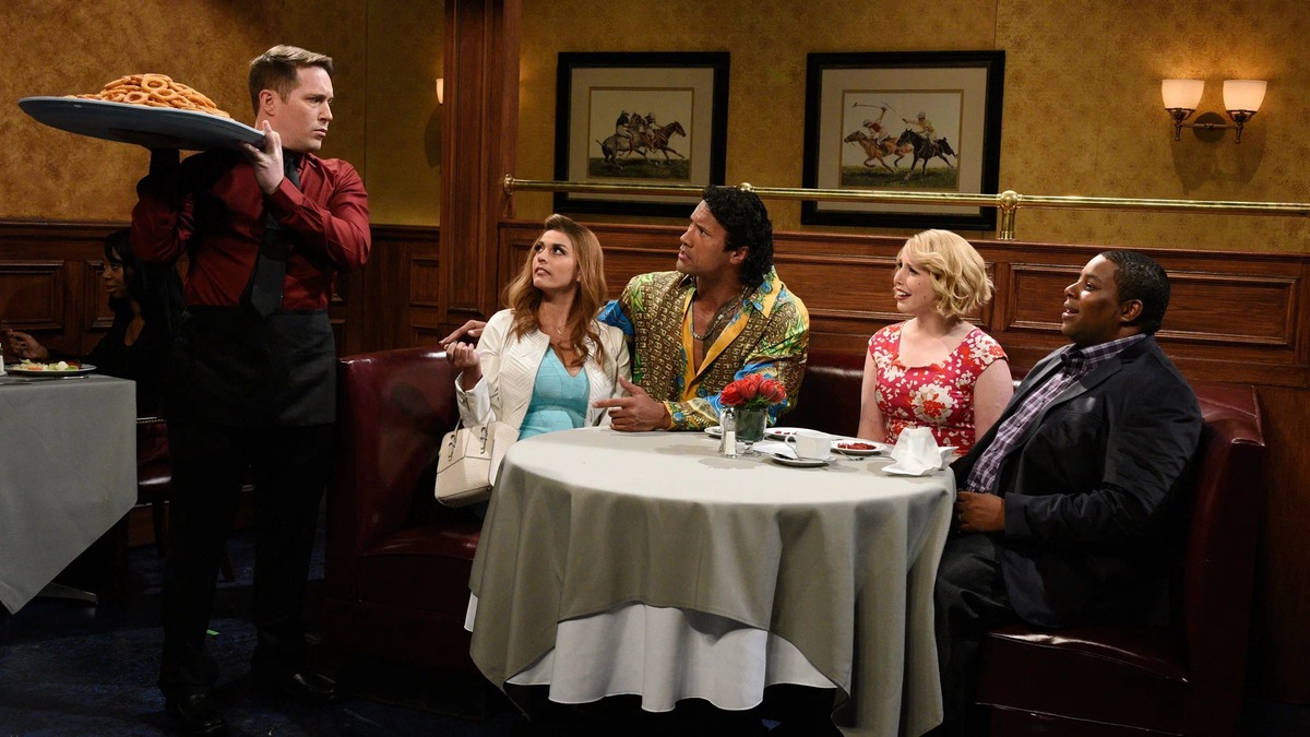 Фильм про создание Saturday Night Live с Уиллемом Дефо и Дж К Симмонсом выйдет в октябре