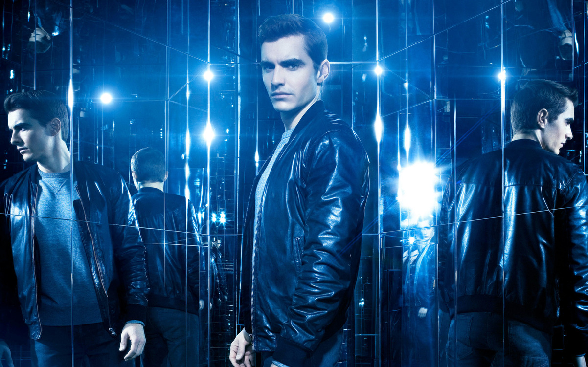 Обложка: постер фильма «Иллюзия обмана»