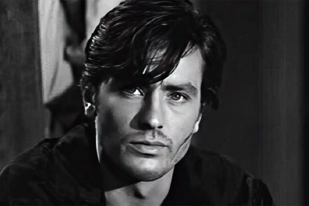 Обложка: Ален Делон, кадр из фильма «Чёрный тюльпан» (1964)