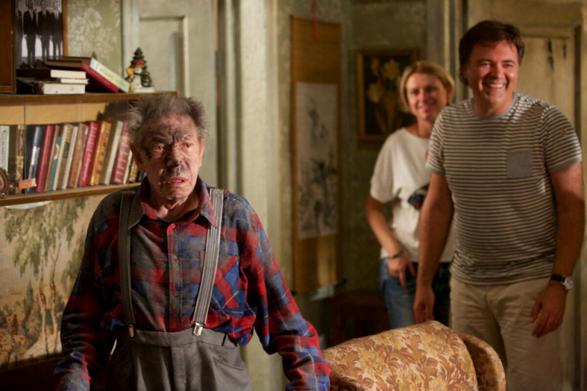 Обложка: кадр из фильма «СуперБобровы»