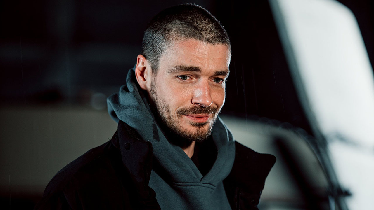 На «Кинопоиске» стартовал третий сезон сериала «Триггер» с Максимом Матвеевым