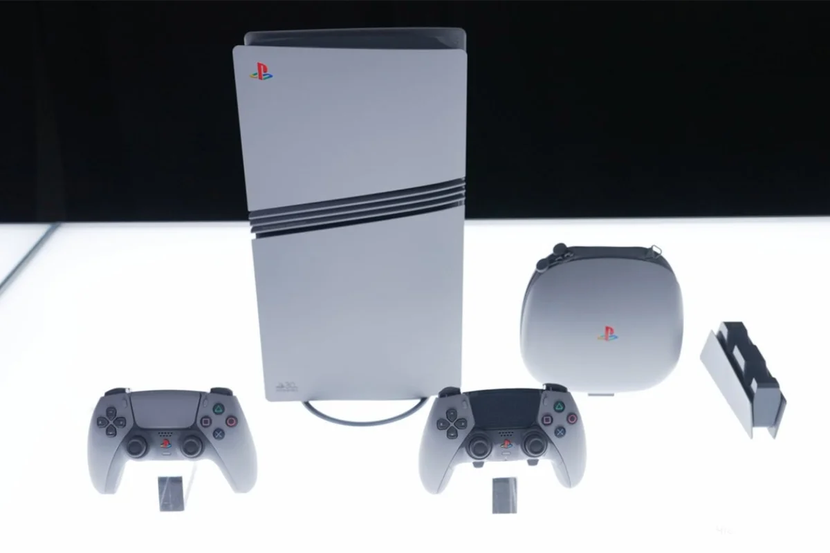 Обложка: PS5 Pro, юбилейное издание в честь 30-летия консоли PlayStation