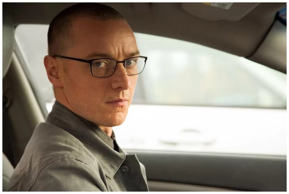 Обложка: "Сплит"