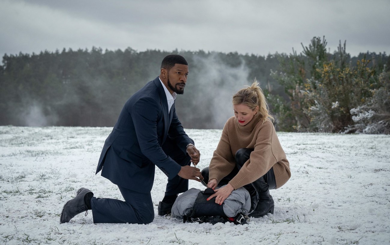 Netflix выпустил свежий трейлер боевика с Джейми Фоксом и Кэмерон Диаc