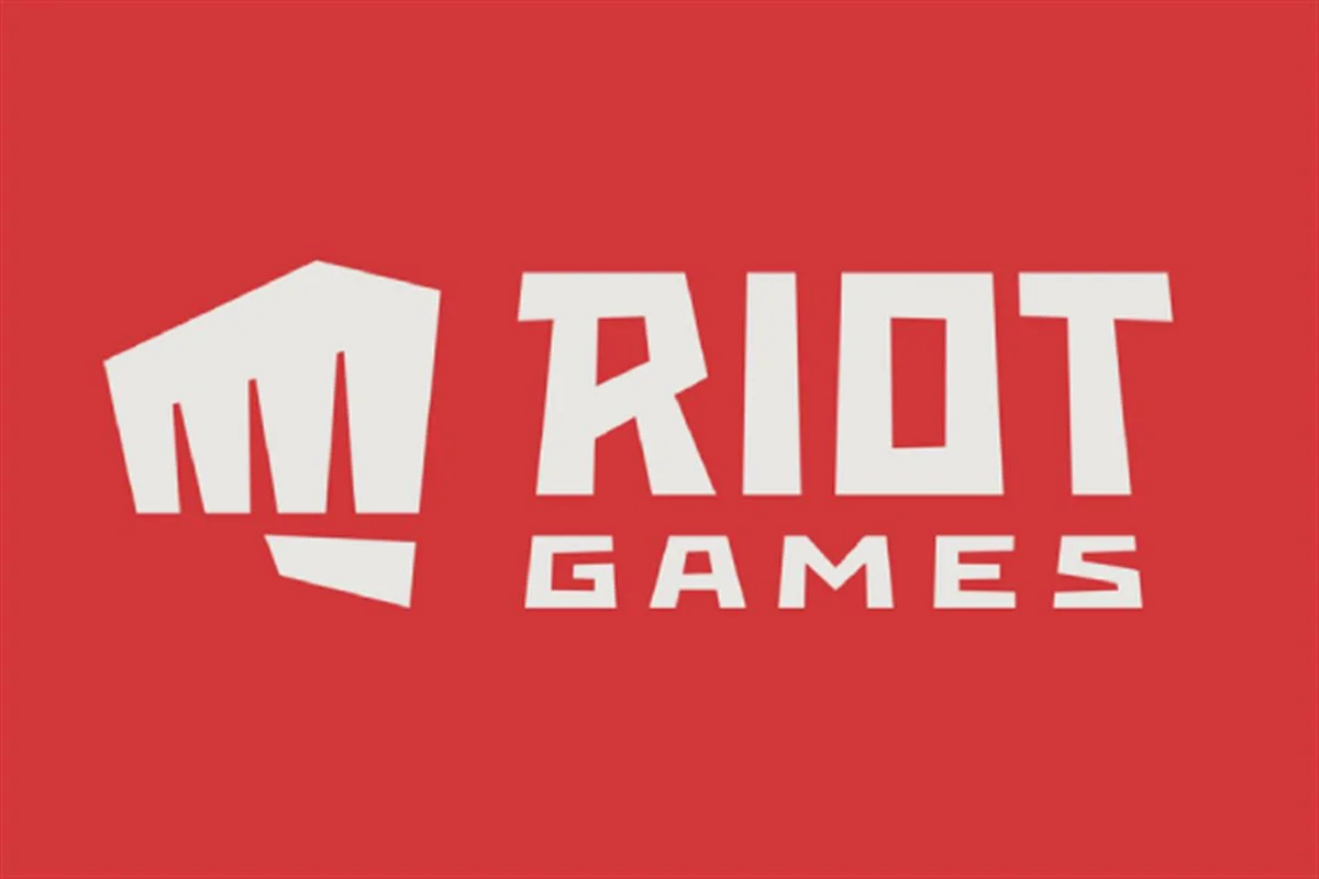 Обложка: Riot Games