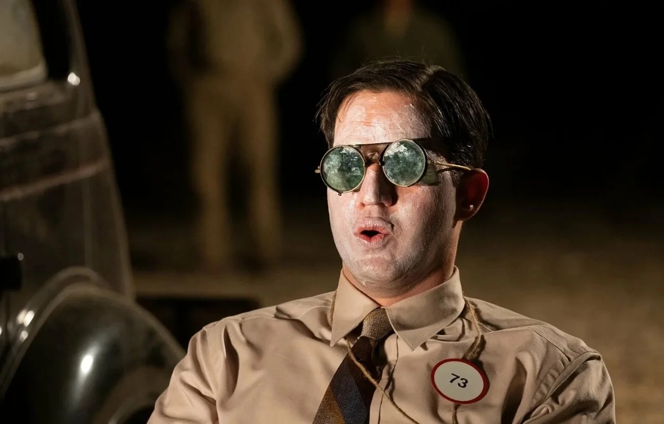 Обложка: "Оппенгеймер"