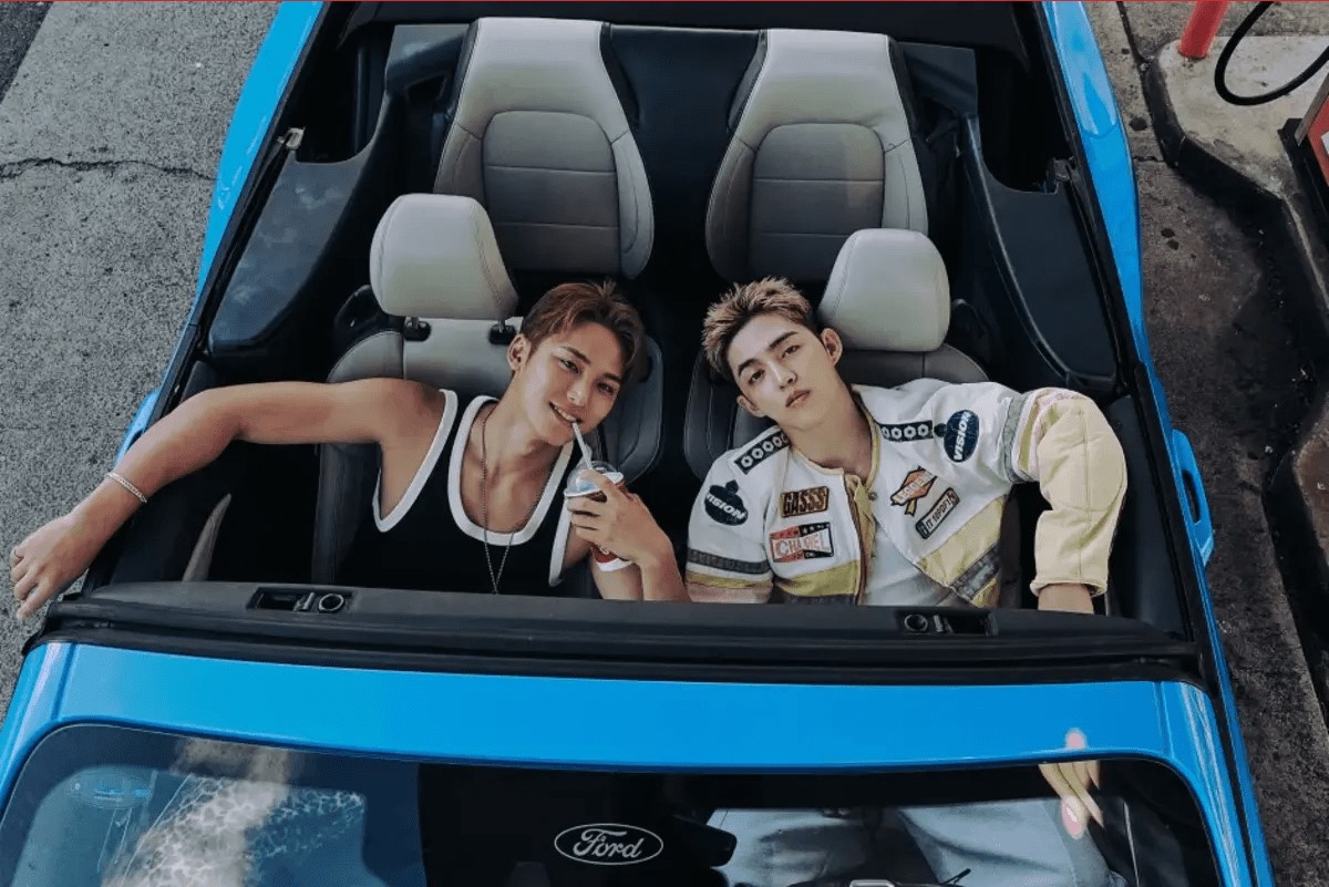 Обложка: S.COUPS & MINGYU PLEDIS Entertainment