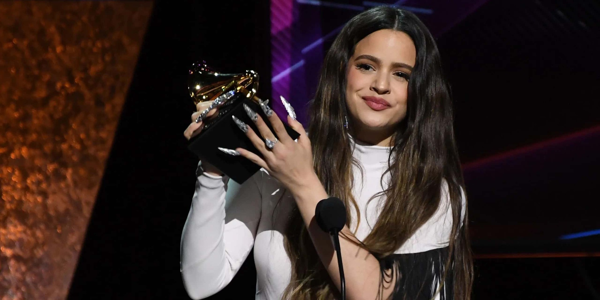 Обложка: ROBYN BECK/AFP via Getty Images