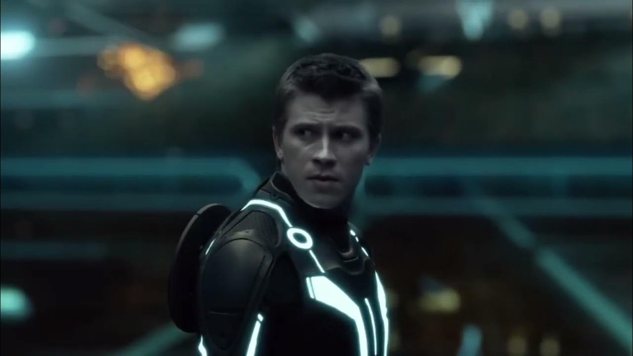 Обложка: кадр из фильма «Трон: Наследие»