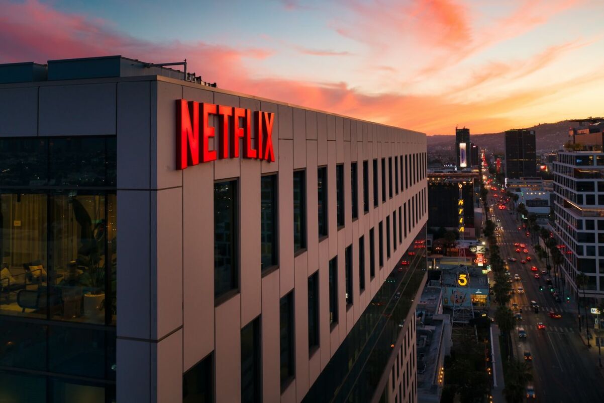 Обложка: Netflix