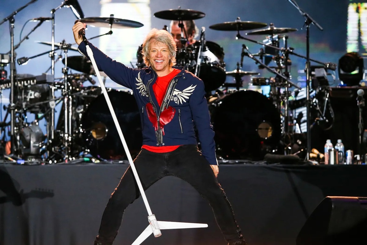 Обложка: Alexandre Schneider/Getty Images