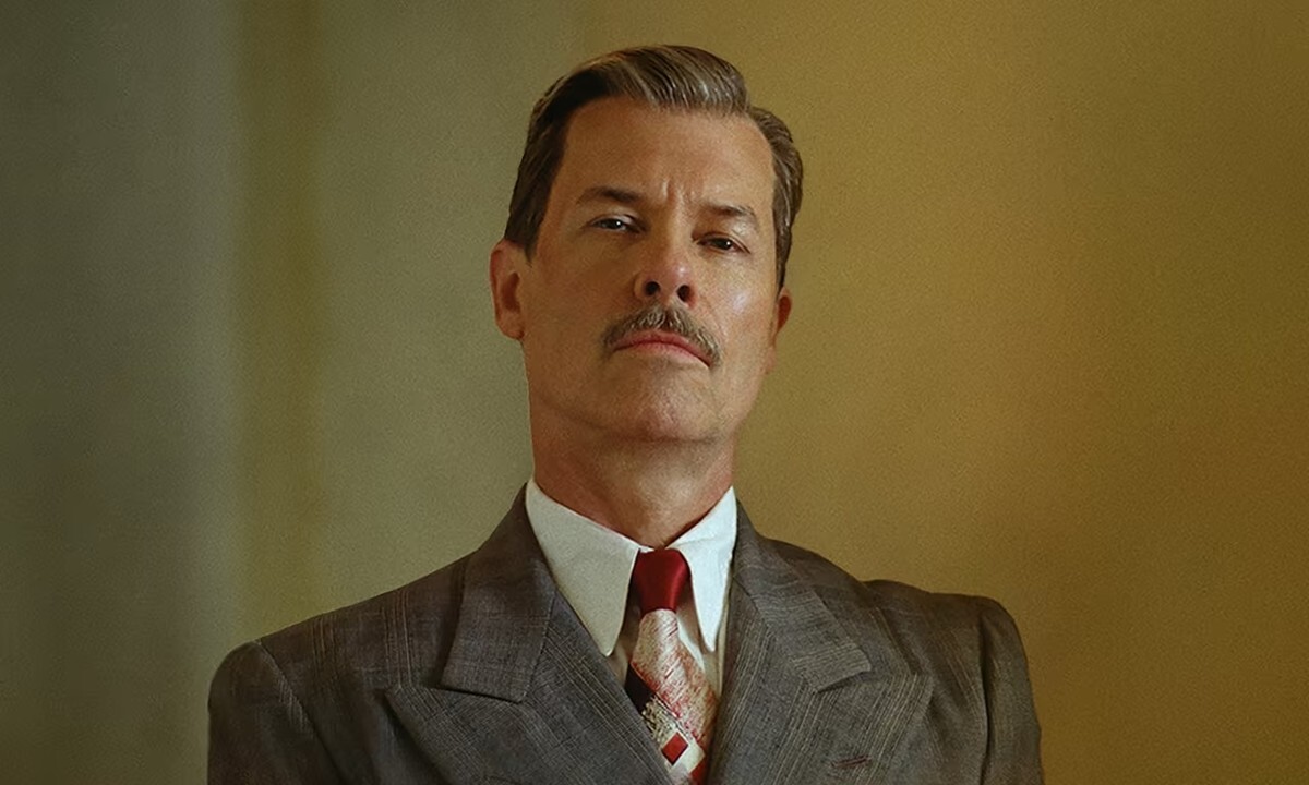 Обложка: кадр из фильма «Бруталист»