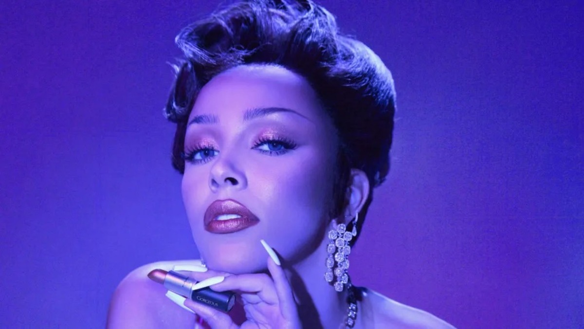 Обложка: Doja Cat. Фото: De Beers\WMD