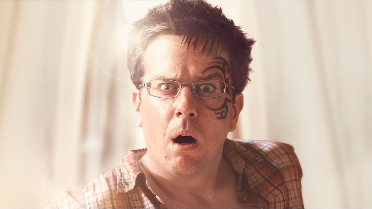 Обложка: кадр из фильма « Мальчишник 2: Из Вегаса в Бангкок». Источник: Warner Bros.