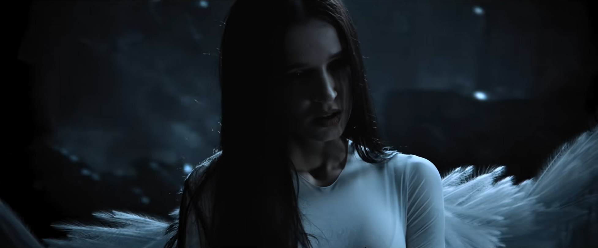 Поппи анонсировала новый альбом и выпустила свежий сингл Bruised Sky - изображение 1