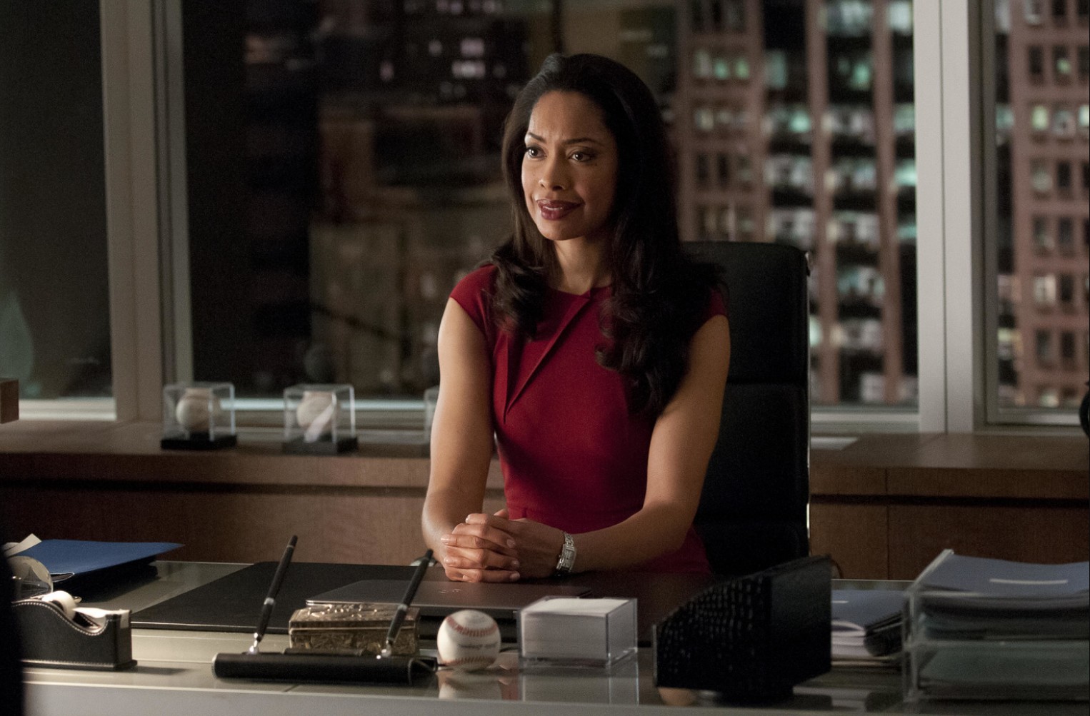 Обложка: "Форс-мажоры" / Источник: NBC Universal