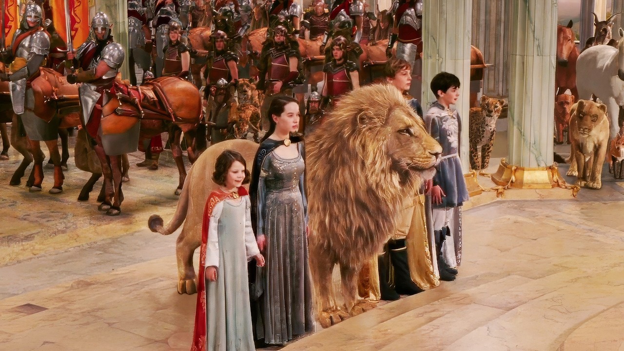 Обложка: кадр из фильма «Хроники Нарнии: Лев, колдунья и волшебный шкаф». Источник: Disney