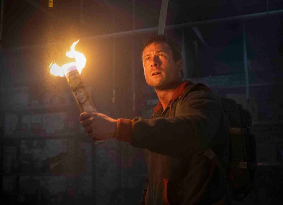 Обложка: "Бегущий человек"