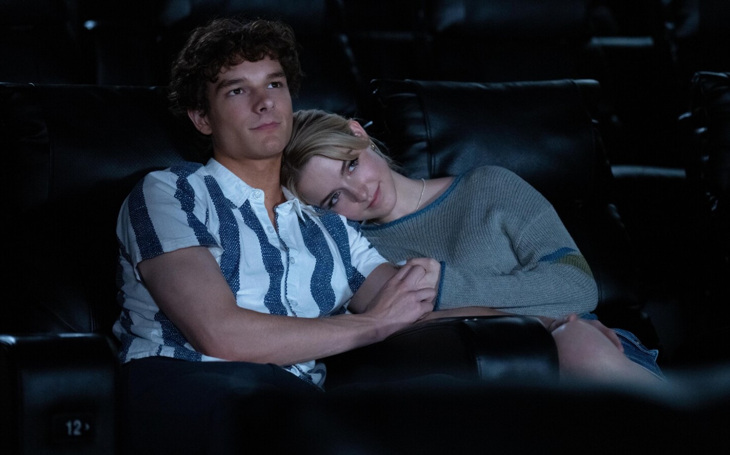 Обложка: "Сожалею о тебе"