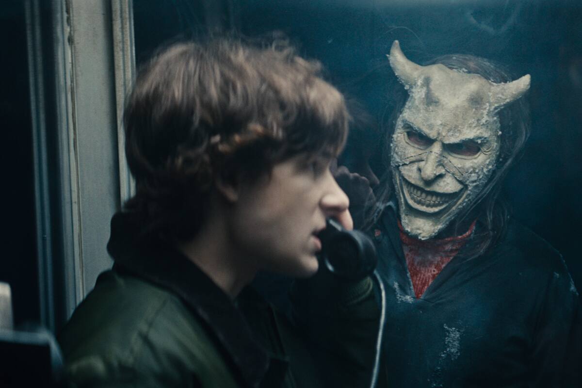 «Чёрный телефон 2» и «Крушащая машина» вышли в «цифре» на Prime Video