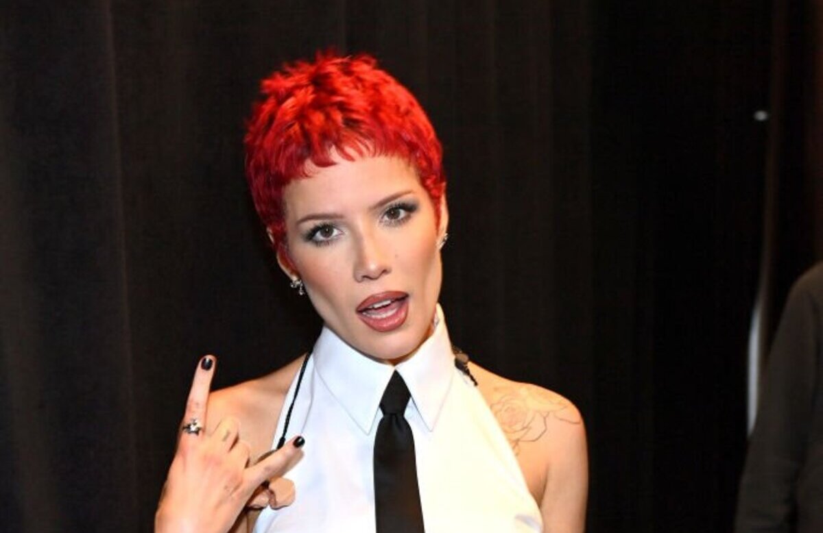 Обложка: ​Roy Rochlin/Getty Images for MTV