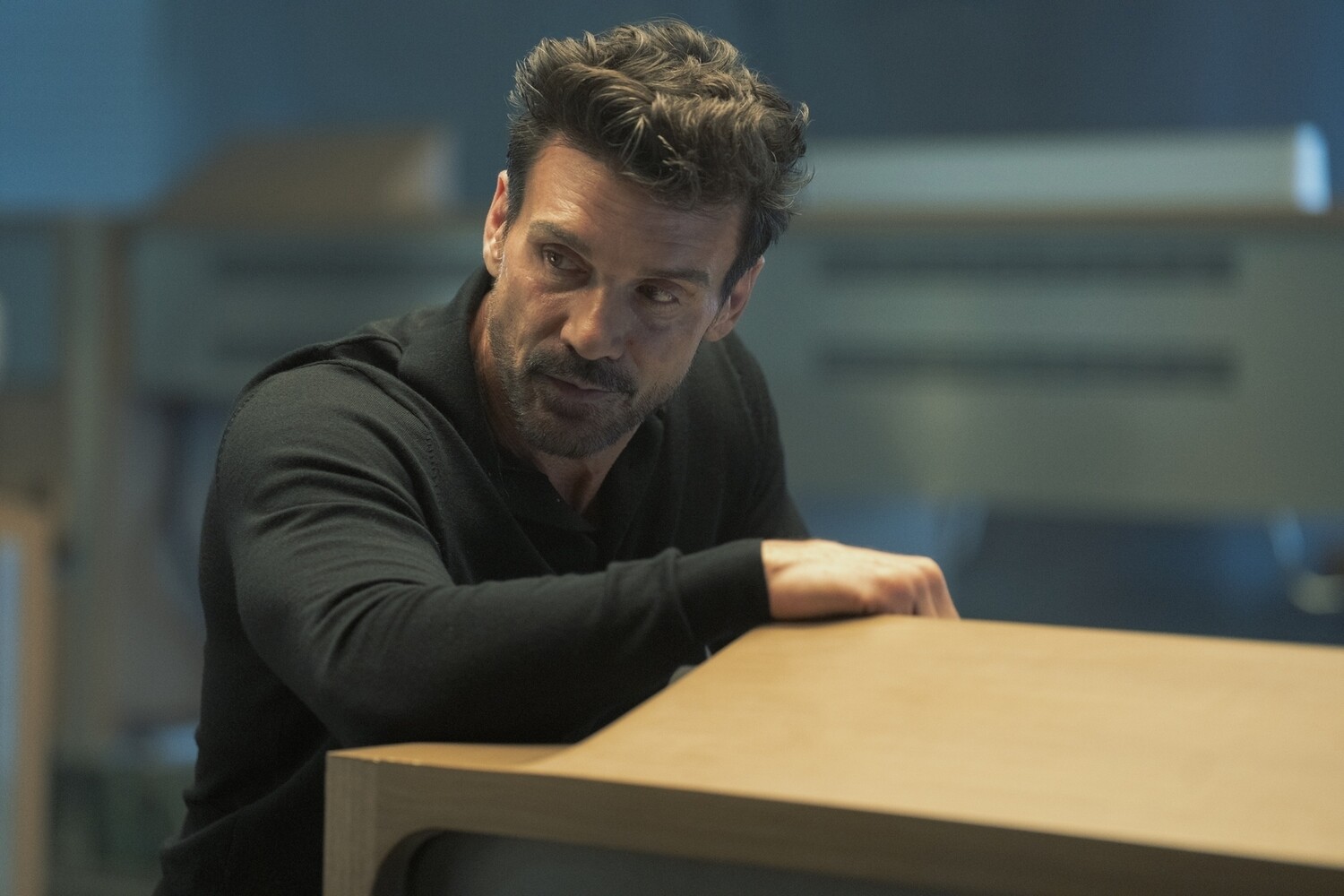 Обложка: "Миротворец"