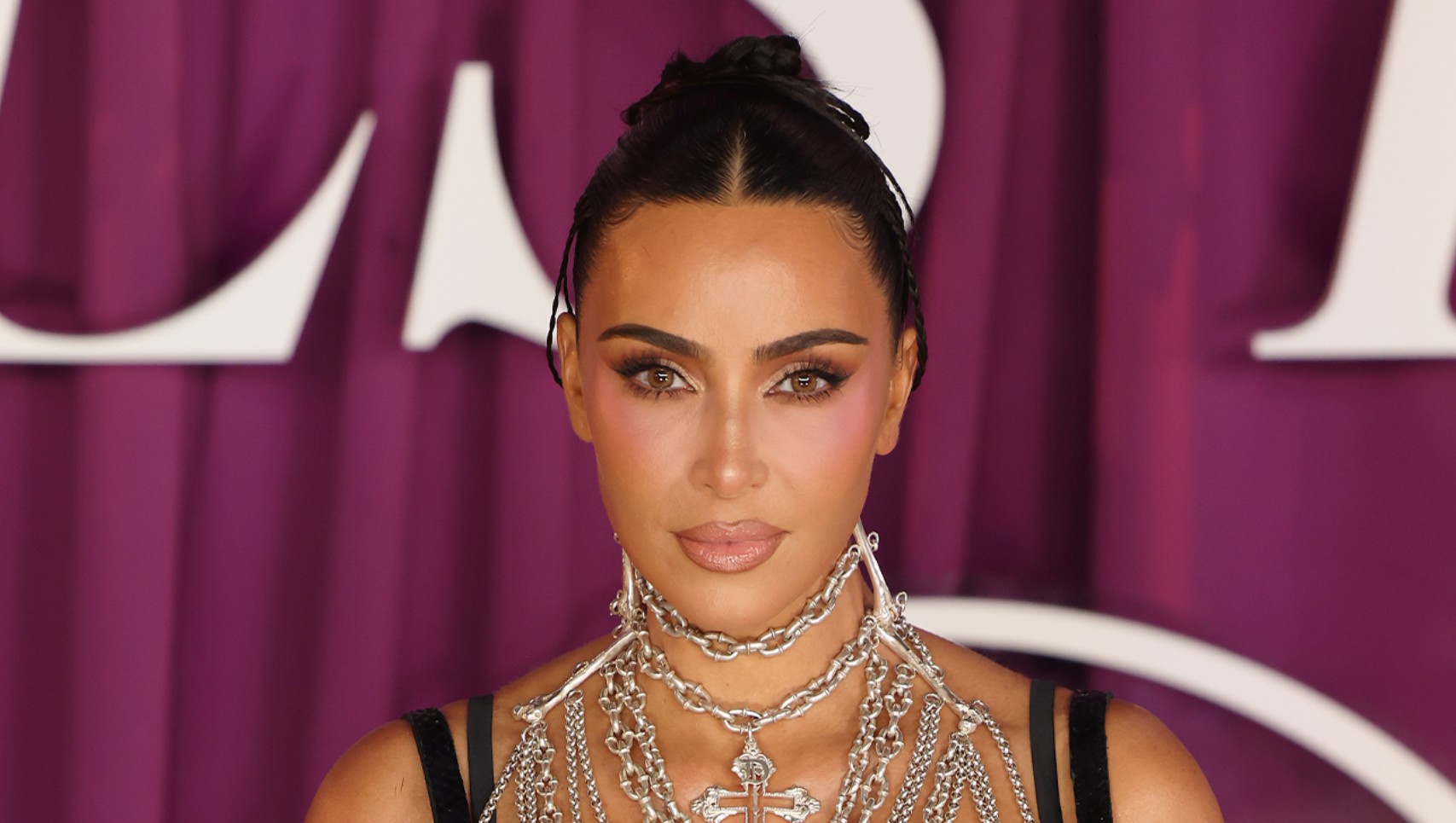 Обложка: Ким Кардашьян / Фото: Getty Images