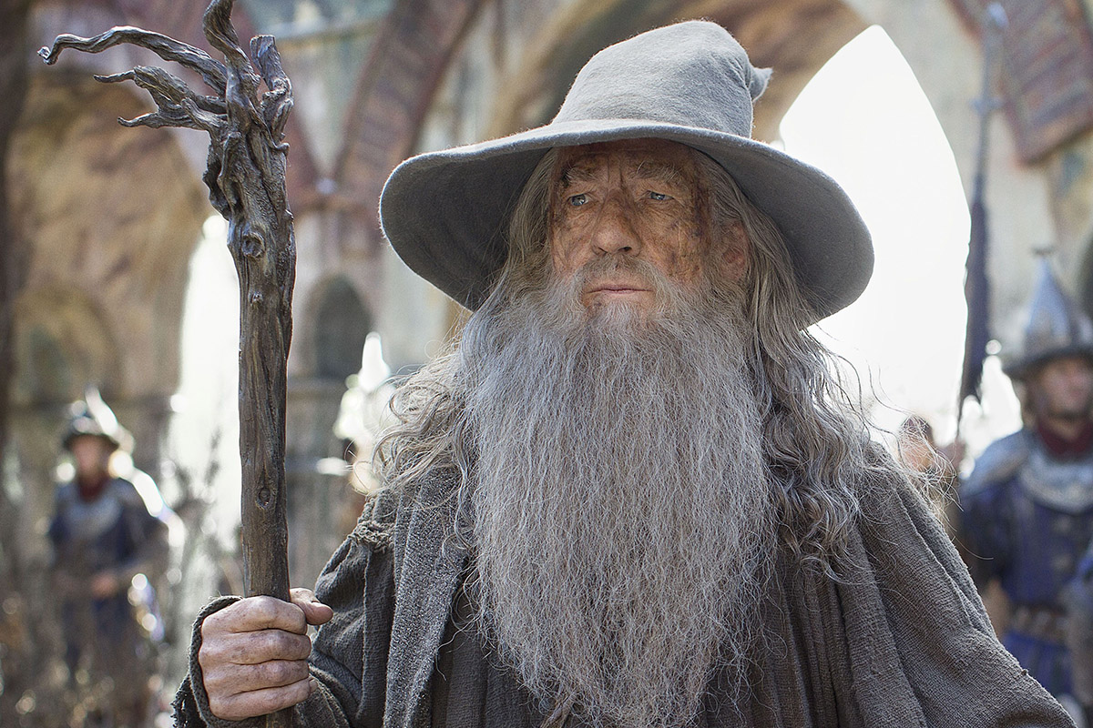 Обложка: кадр из фильма "Властелин колец"