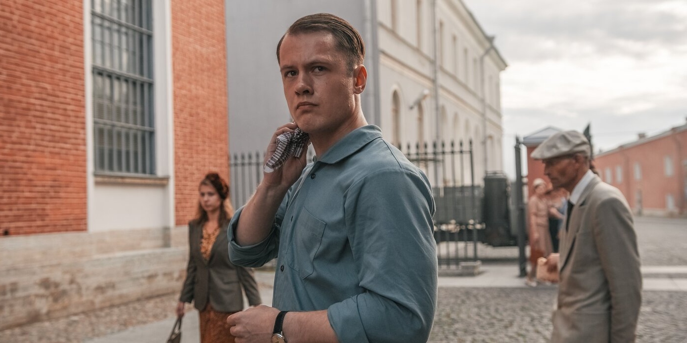 Обложка: кадр из сериала «Берлинская жара». Источник: PREMIER