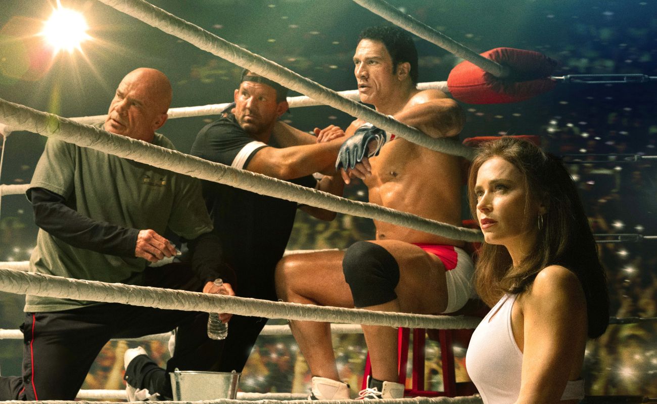 Обложка: кадр из фильма «Крушащая машина»