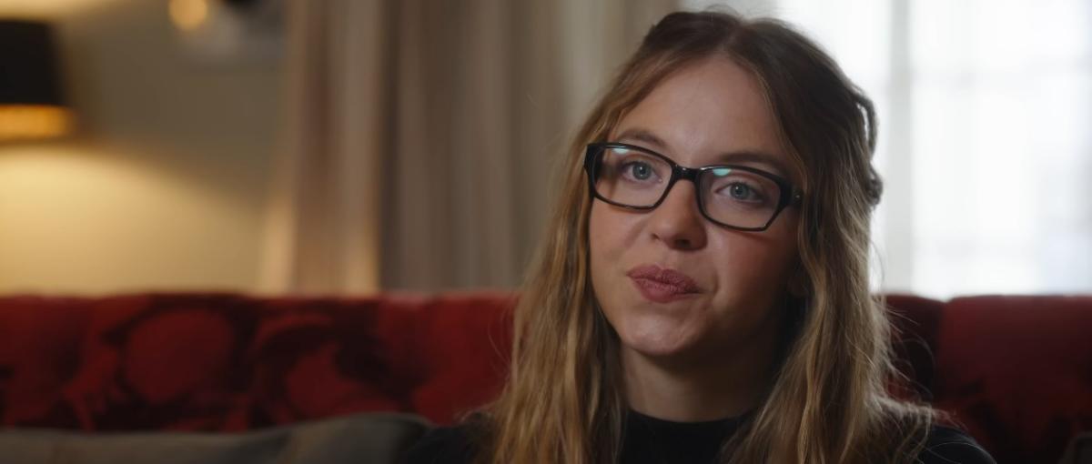 Вышел финальный трейлер «Горничной» с Сидни Суини и Амандой Сайфред