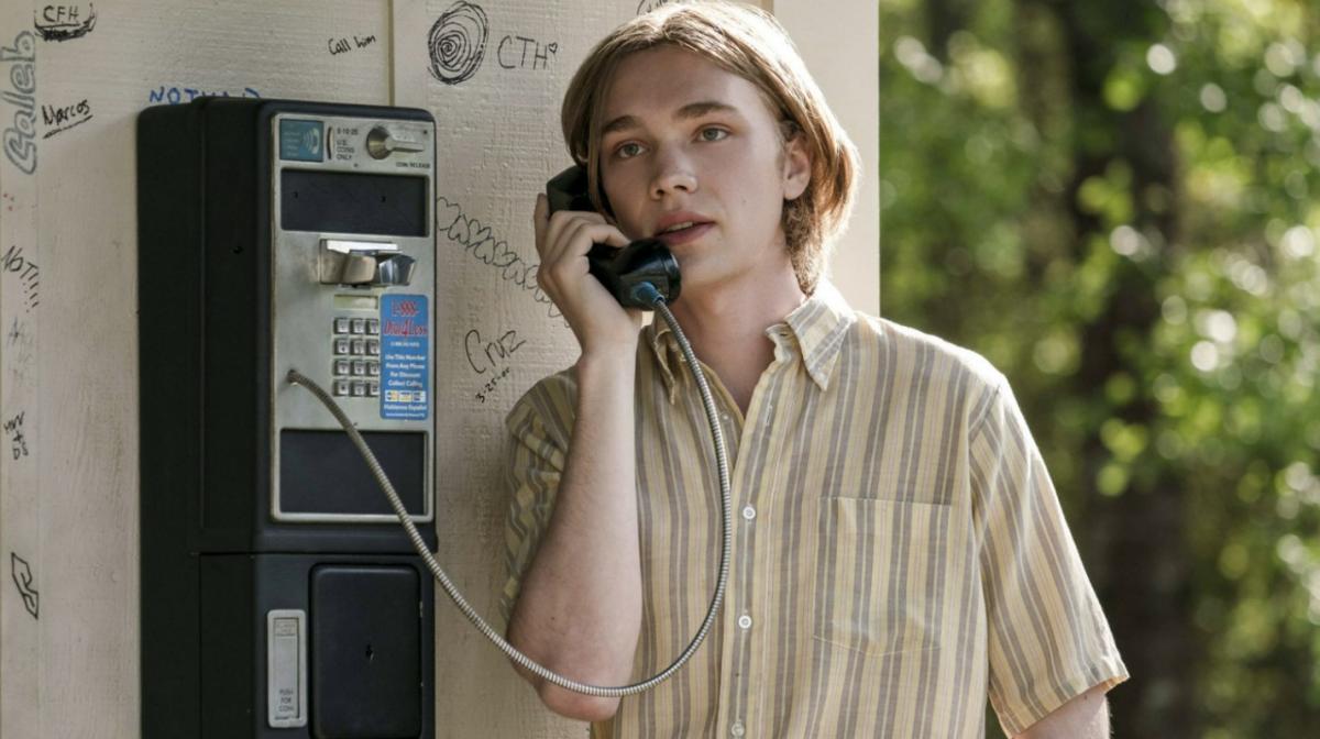 Обложка: кадр из сериала «В поисках Аляски». Источник: Hulu