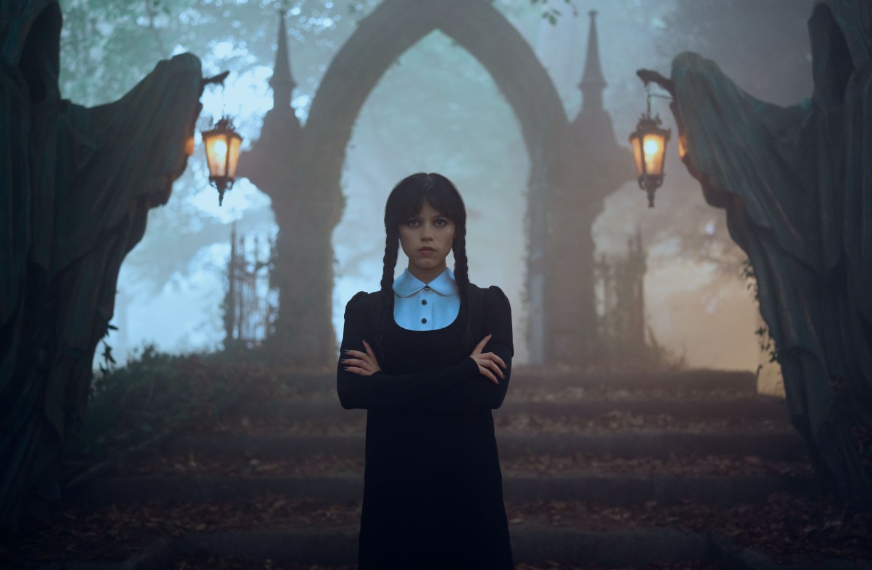 Обложка: "Уэнсдэй"