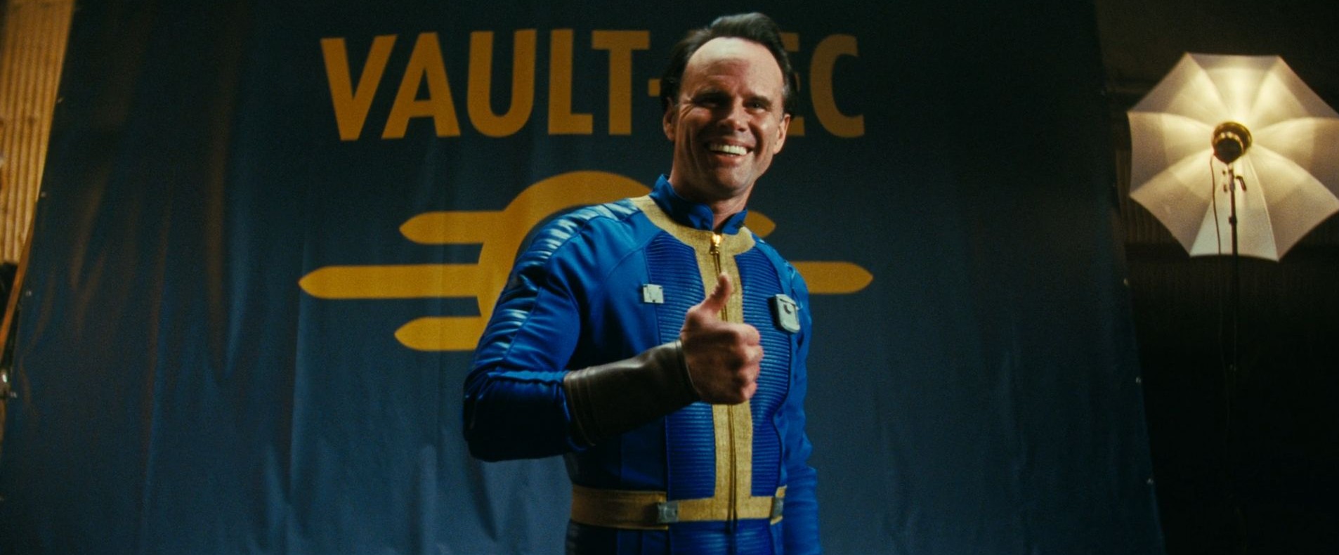 Обложка: "Фоллаут"