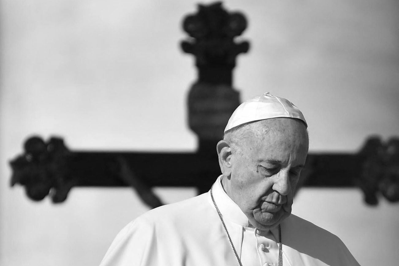 Обложка: папа Франциск