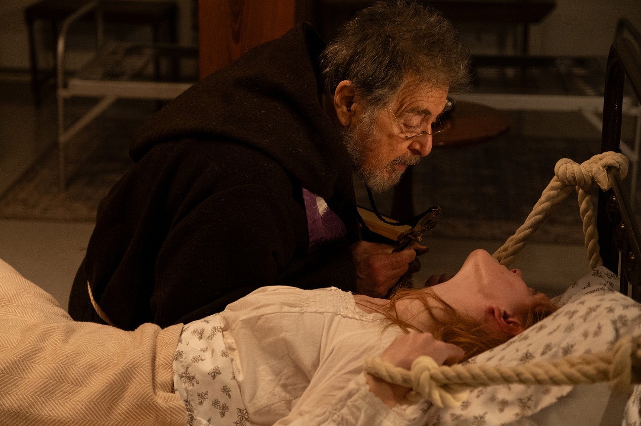 Обложка: "Ритуал"