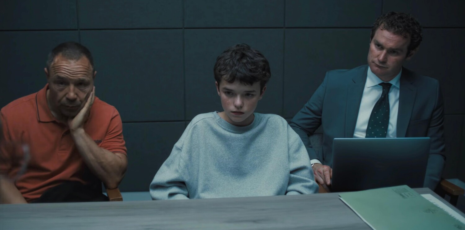 Сериал «Переходный возраст» собрал 114 млн просмотров за 24 дня и вошел в топ-4 на Netflix - изображение обложка