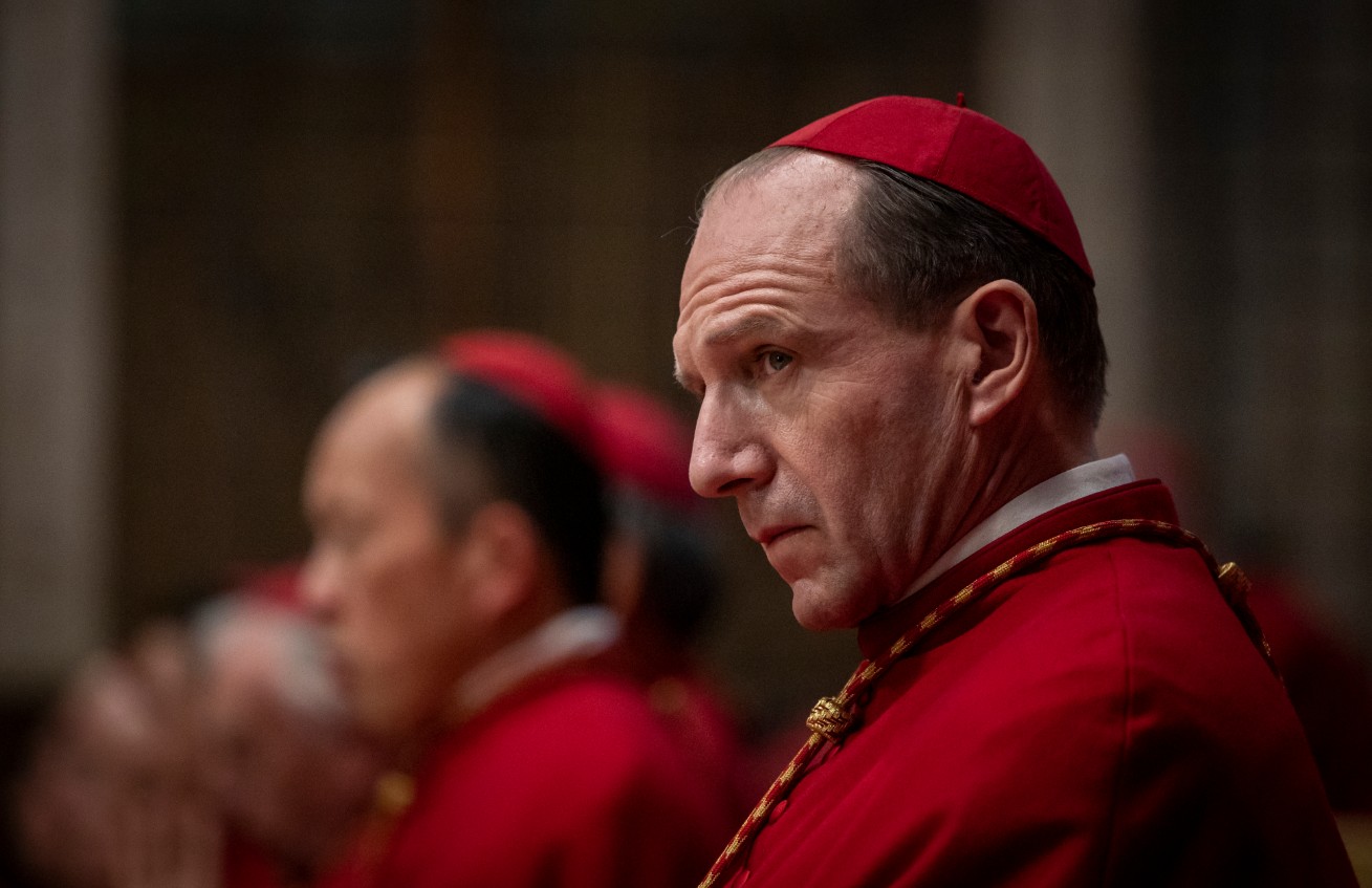 Обложка: "Конклав"